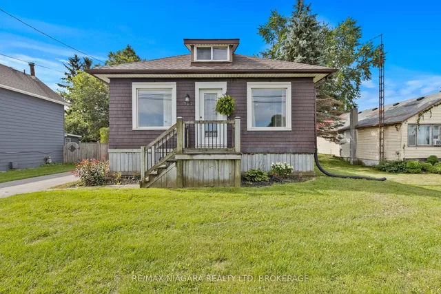 702 Main St, Port Colborne 4