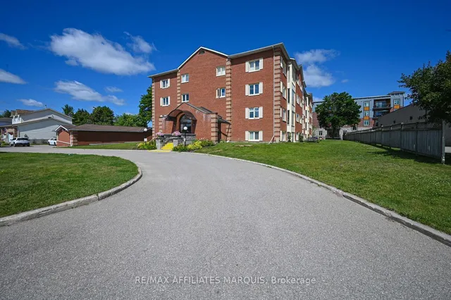 10 Armstrong Dr #208, Smiths Falls 4
