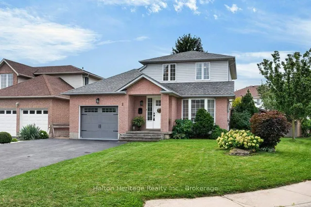 2 Luciano Crt, Hamilton 2