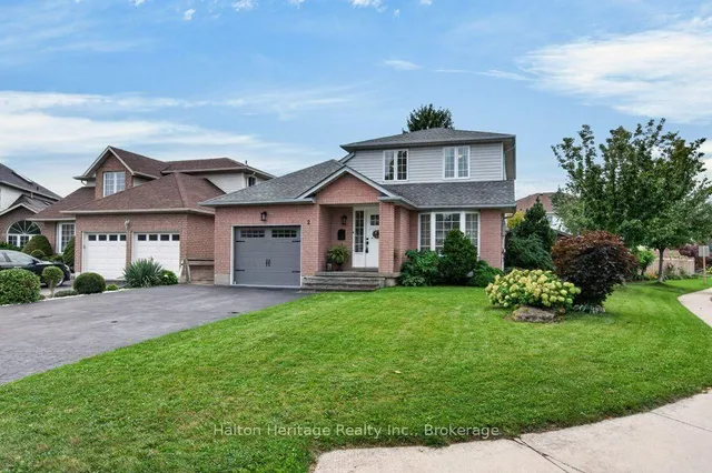 2 Luciano Crt, Hamilton 3