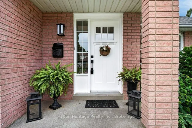 2 Luciano Crt, Hamilton 5