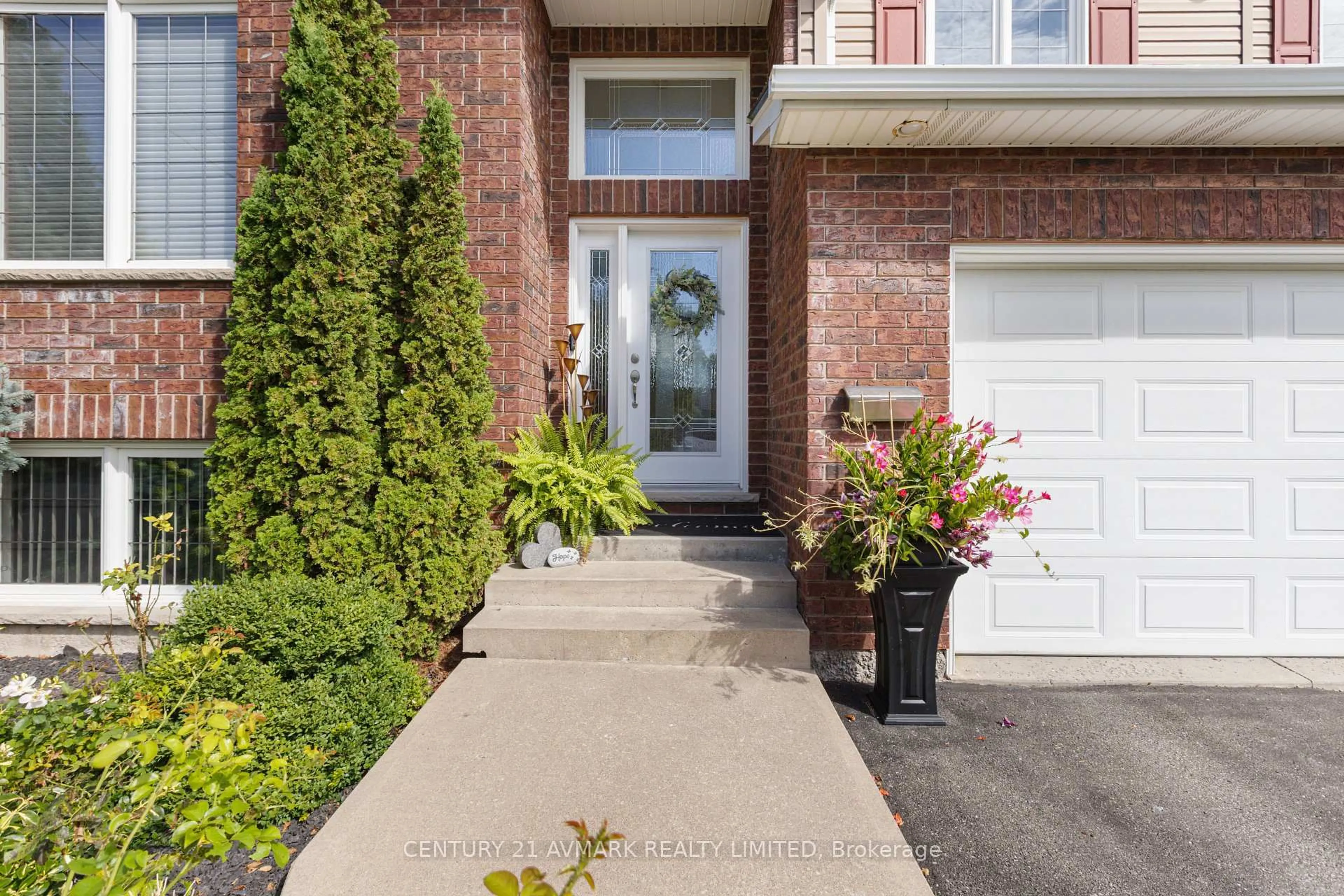 Unknown for 541 Barrick Rd, Port Colborne Ontario L3K 4C1