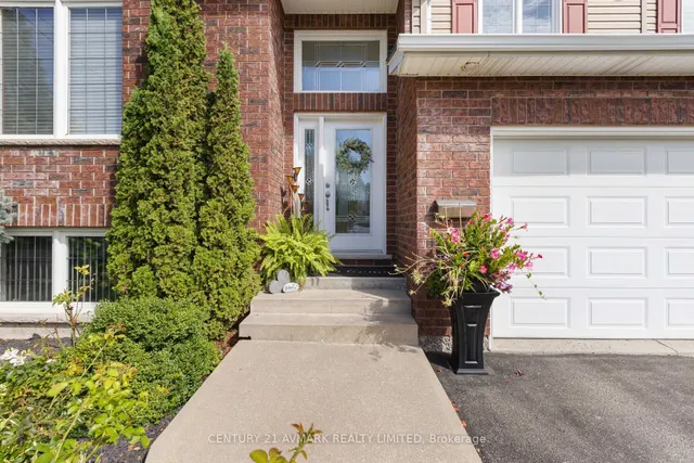 541 Barrick Rd, Port Colborne 4