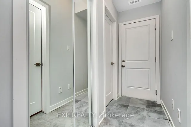 1258 Hemlock Rd, Ottawa 4