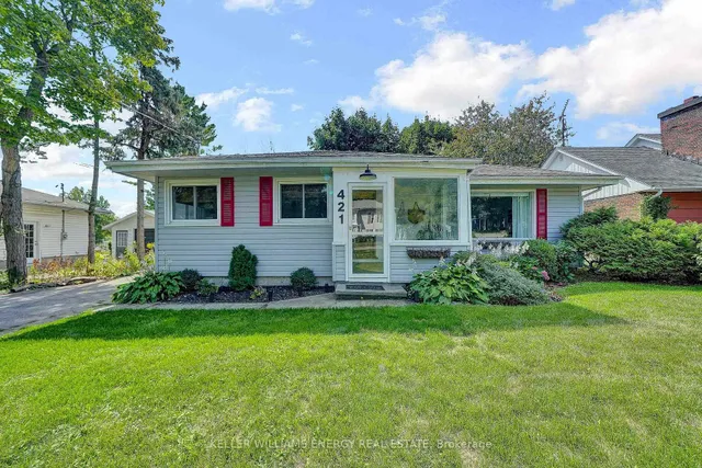 421 Bloomfield Main St, Prince Edward County