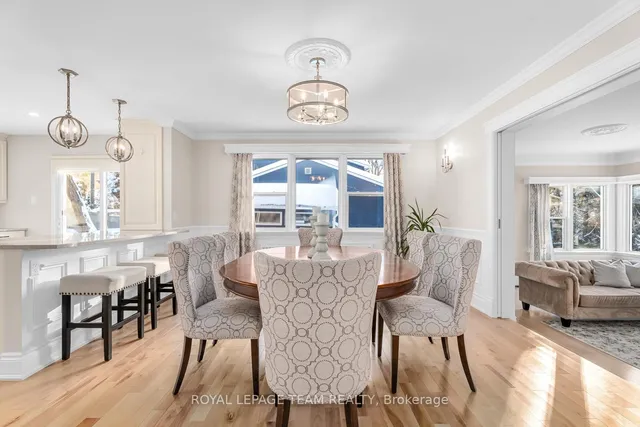 235 Hemlock Rd, Ottawa 4