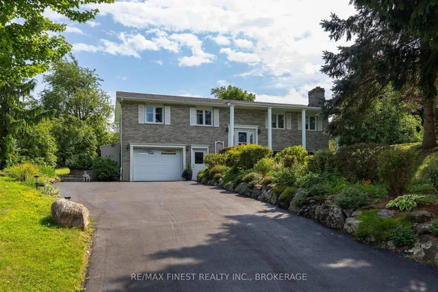 1881 Macalpine Rd, Gananoque 2