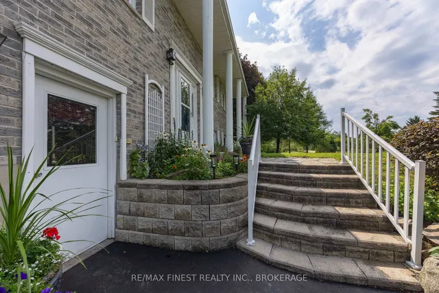 1881 Macalpine Rd, Gananoque 3