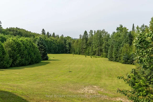 635064 Euphrasia Holland Townline, Grey Highlands 3