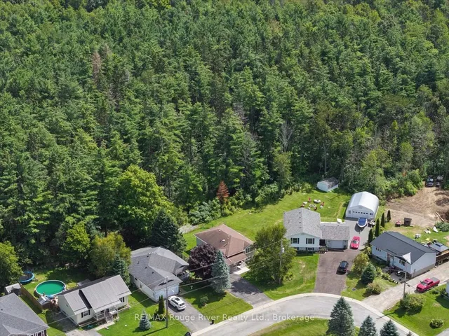32 South Maloney St, Limoges 5