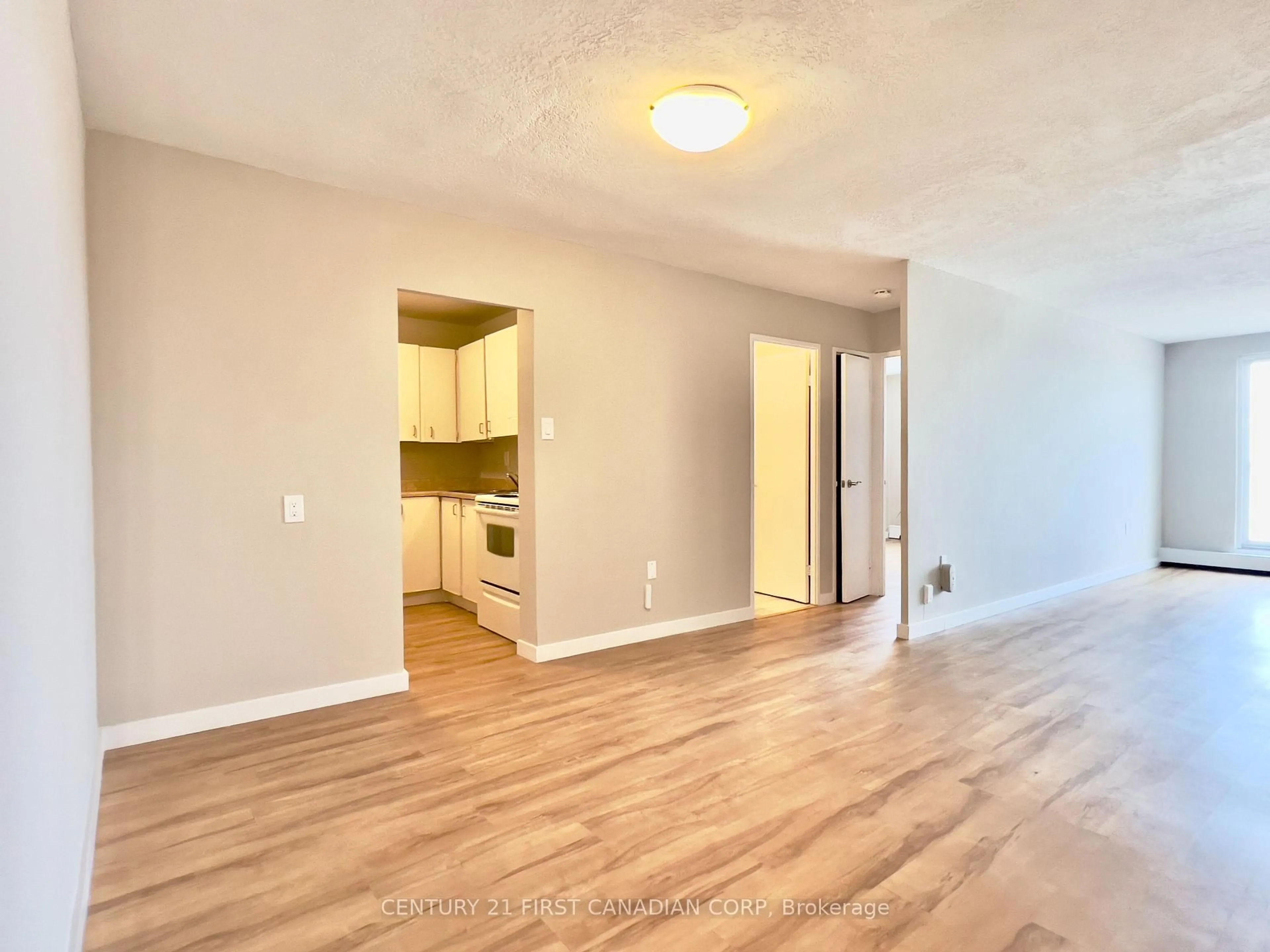 A pic of a room for 573 Mornington Ave #1107, London East Ontario N5Y 4T9