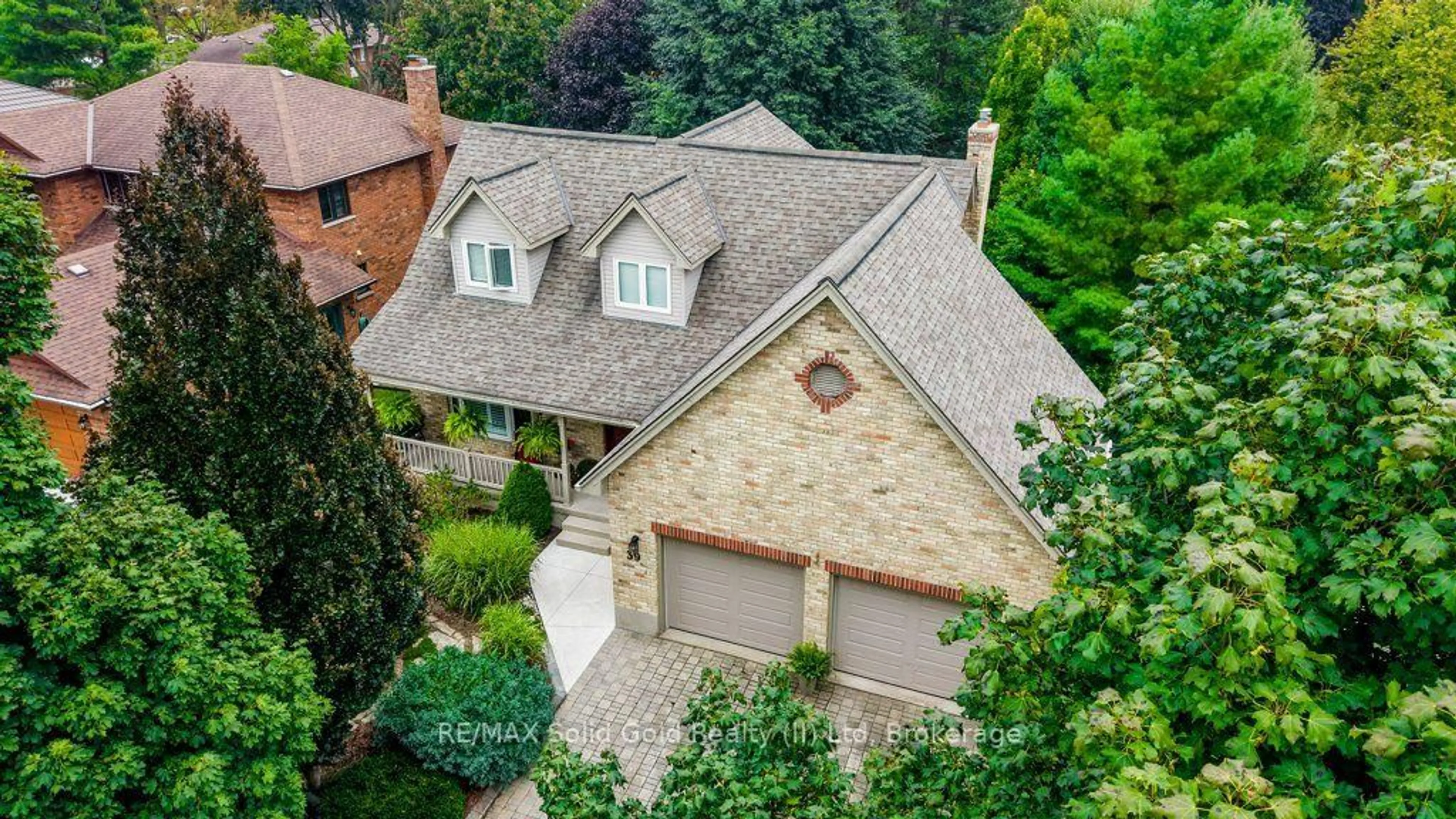 A pic from outside/outdoor area/front of a property/back of a property/a pic from drone, street for 39 Kay St, Stratford Ontario N5A 7R7