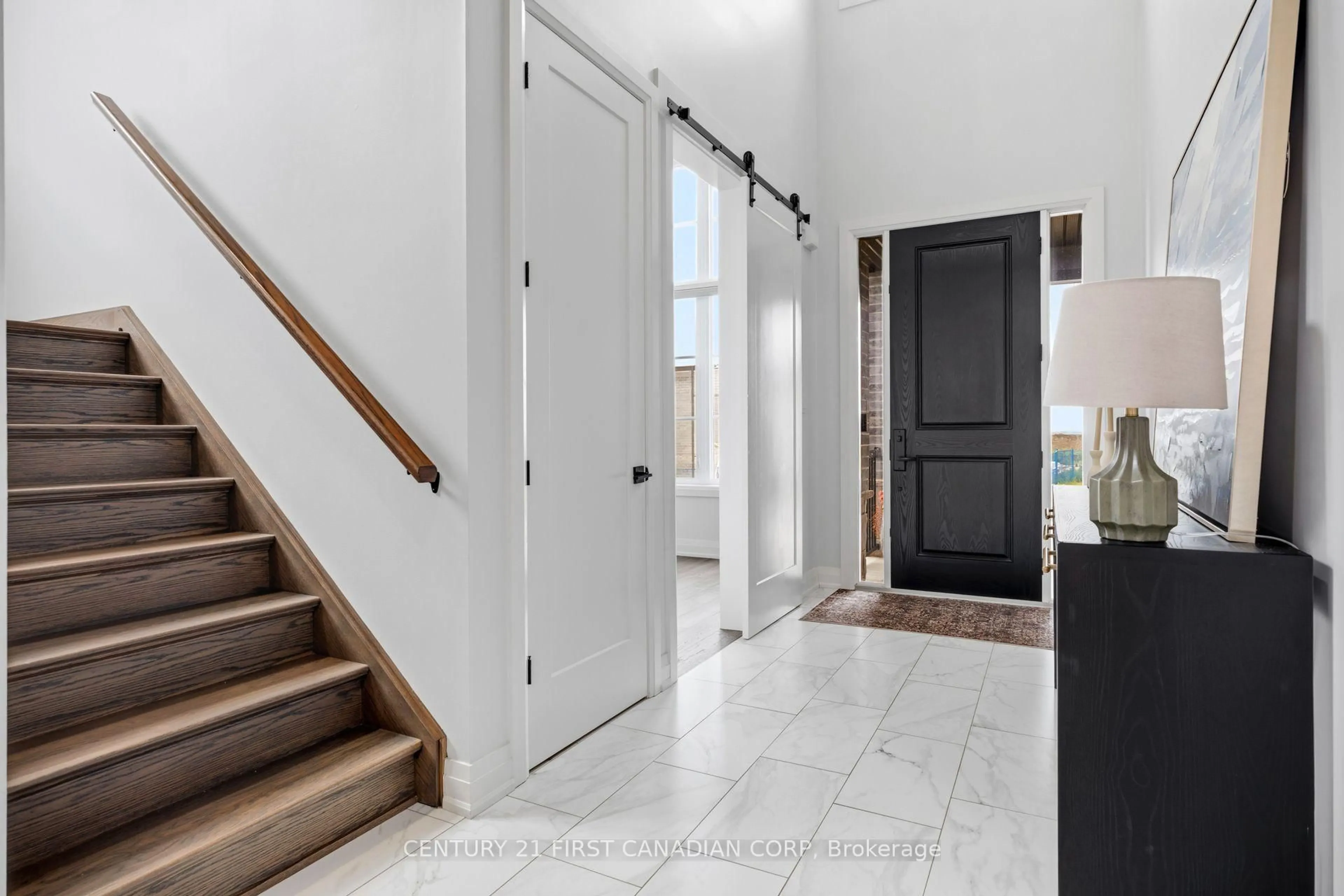 Indoor entryway for 1909 Boardwalk Way, London South Ontario N6K 0J3