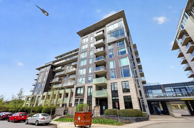 530 De Mazenod Ave #502, Ottawa 3