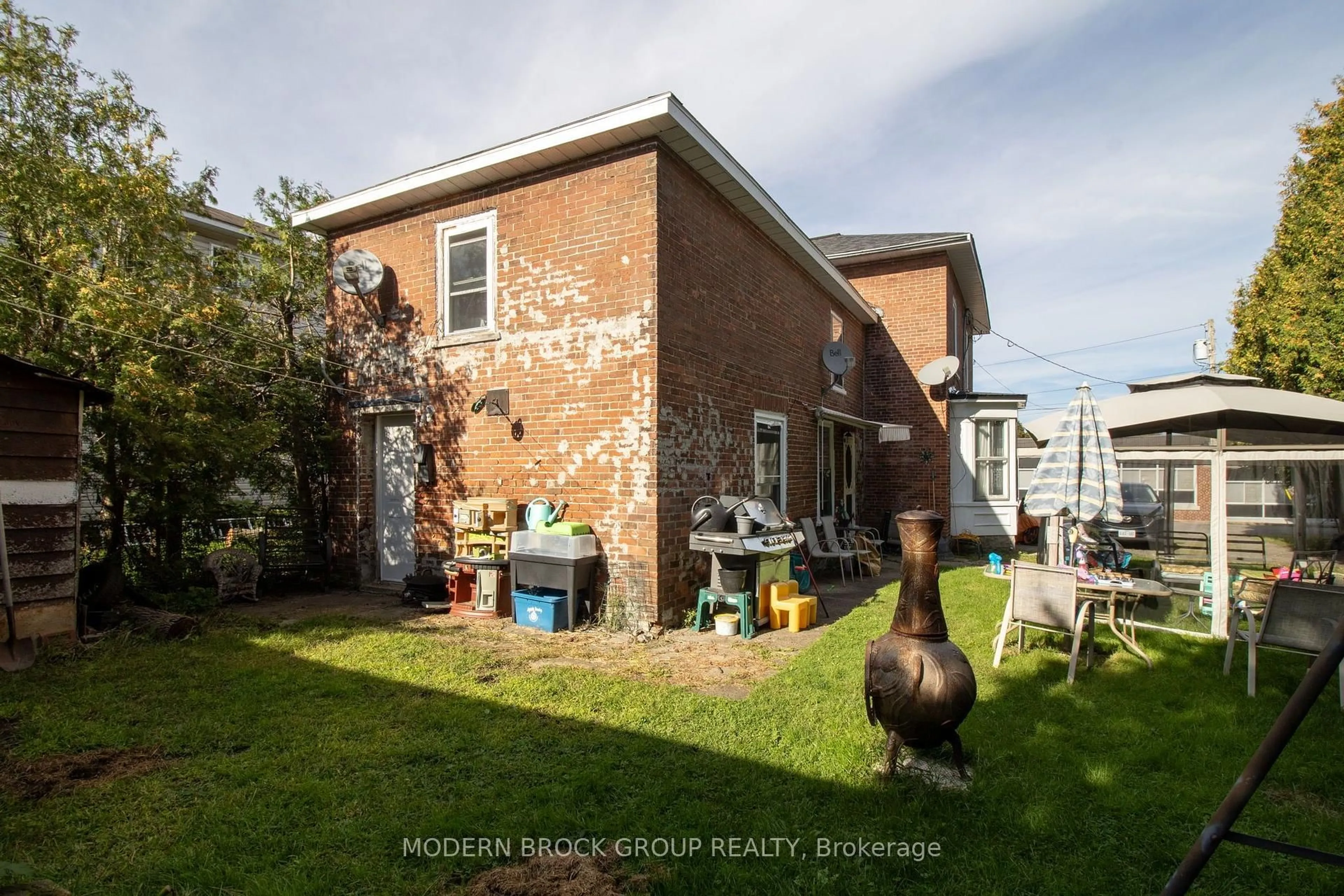Unknown for 675 Zaire St, Prescott Ontario K0E 1T0