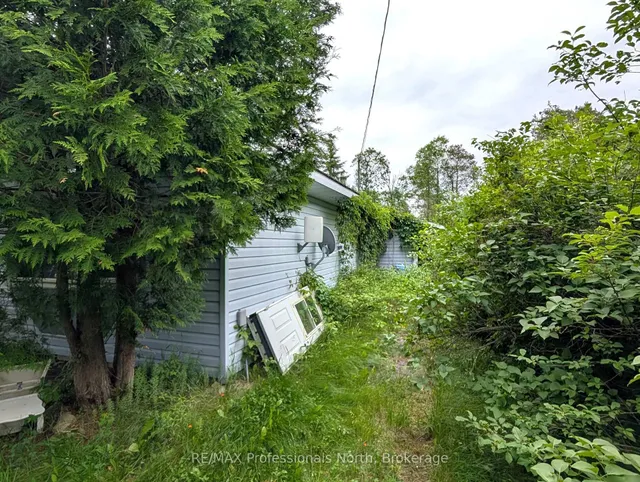 47 RIVERSIDE Ave, South River 2