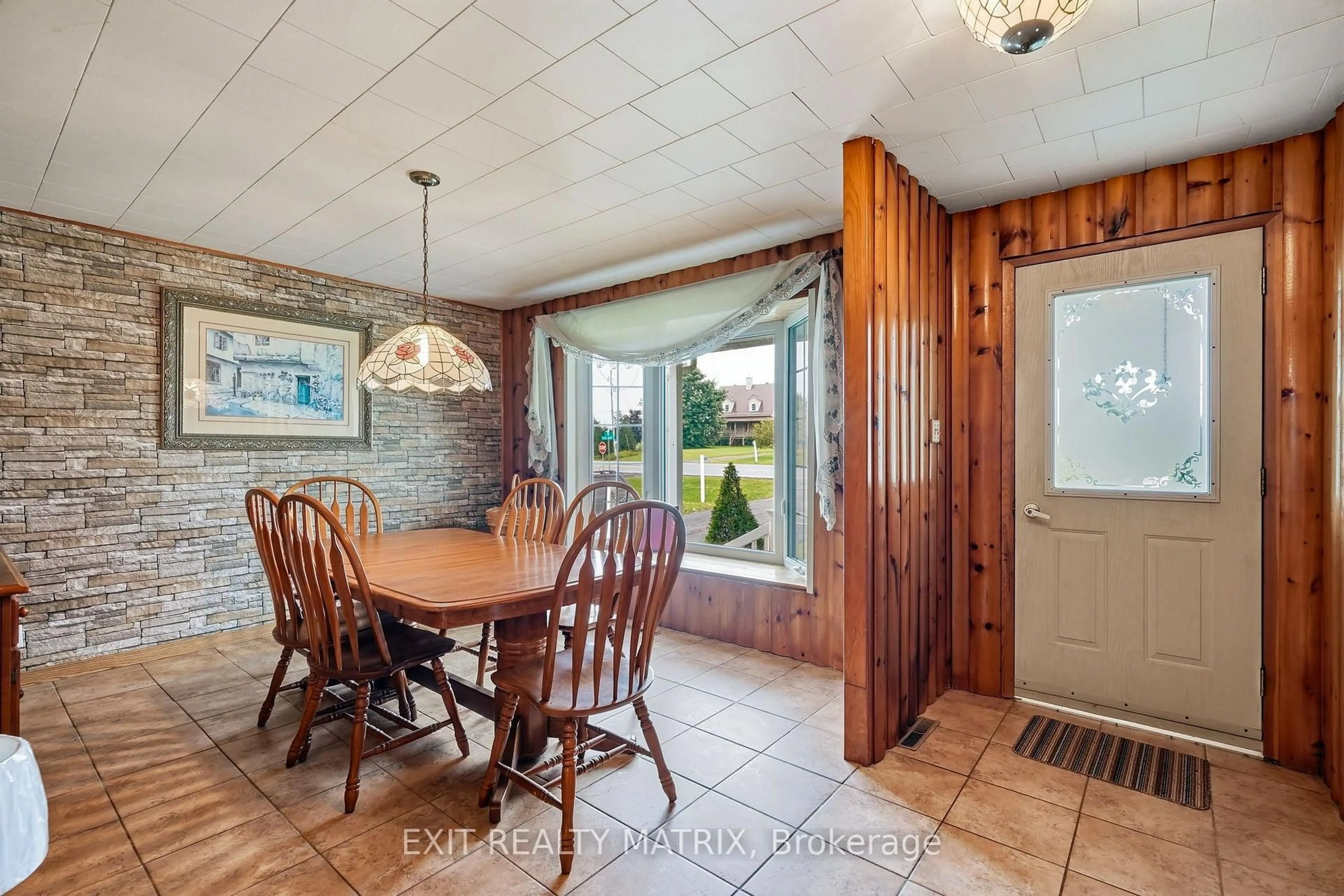 Dining room, unknown for 22215 Laggan-Glenelg Rd, North Glengarry Ontario K0B 1E0