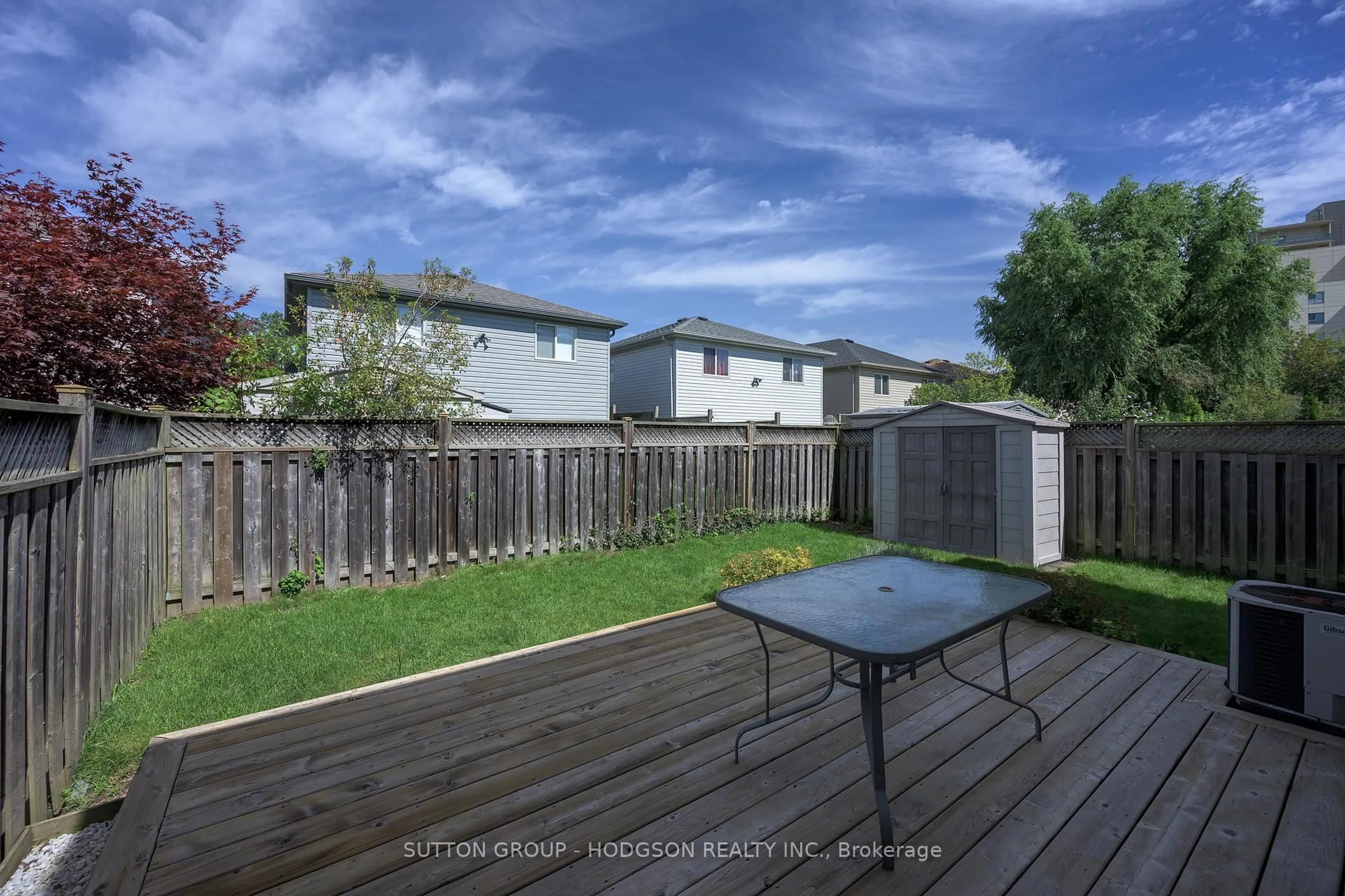 A pic from outside/outdoor area/front of a property/back of a property/a pic from drone, street for 912 Blythwood Rd, London North Ontario N6H 5V1