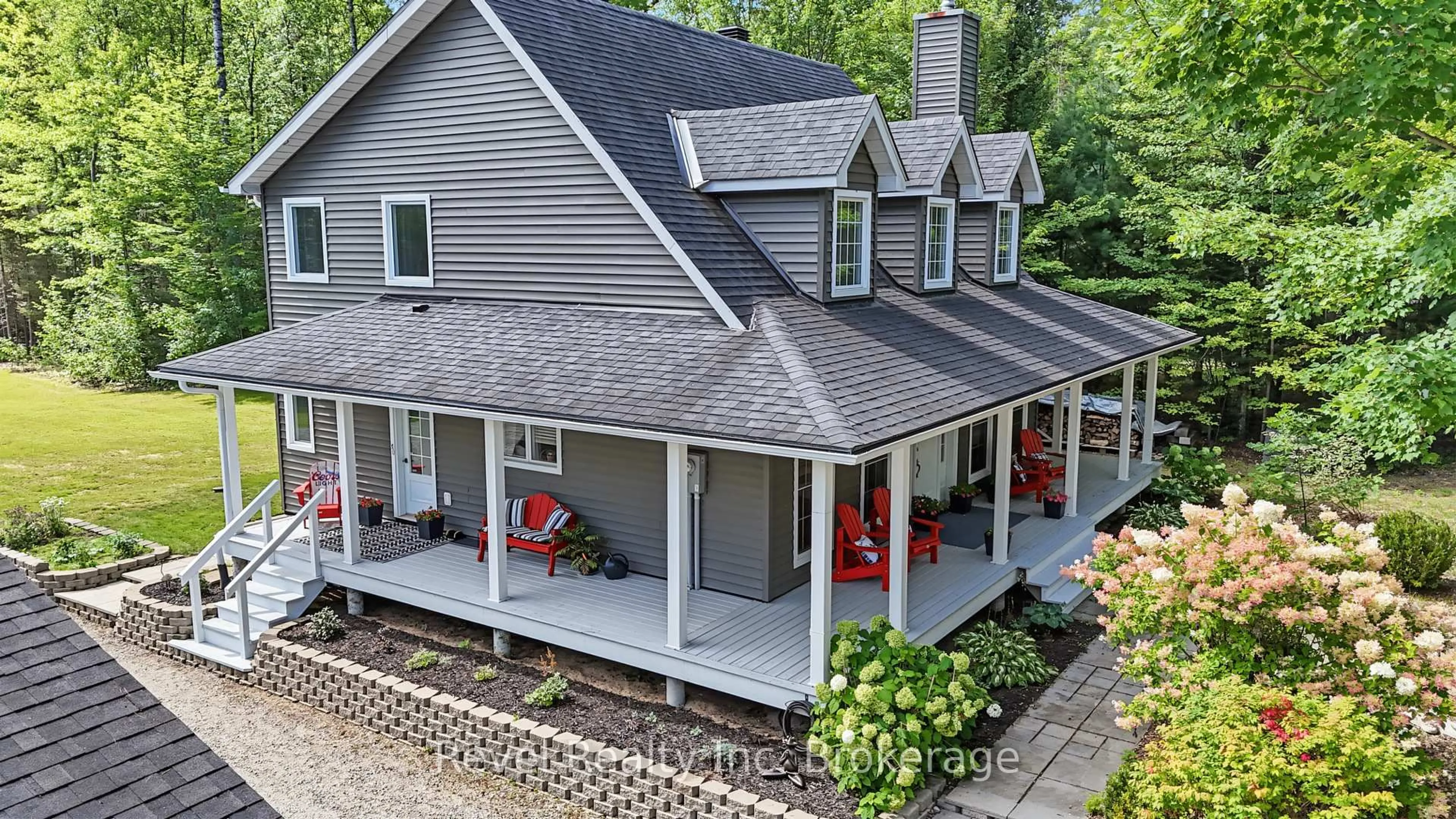 A pic from outside/outdoor area/front of a property/back of a property/a pic from drone, unknown for 99 LAURENTIAN Cres, Mattawan Ontario P0H 1V0