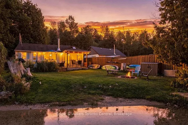 109 Lakeview Rd, Chatsworth