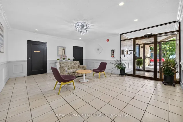 10 John St #409, Hamilton 4