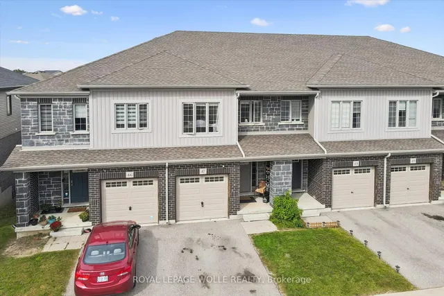 135 Hardcastle Dr #47, Cambridge 2