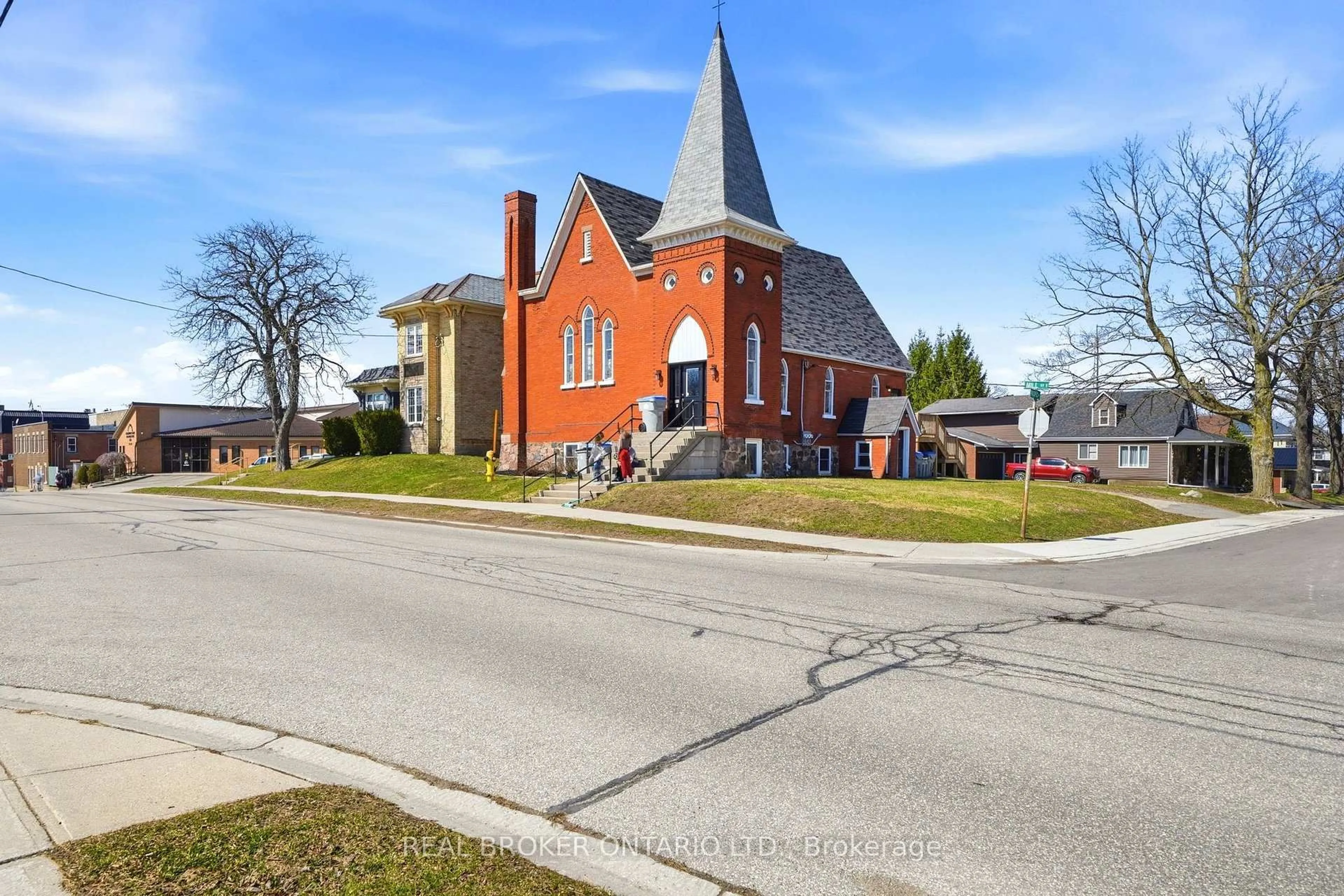 Unknown for 20 Mill St, Perth East Ontario N0K 1M0