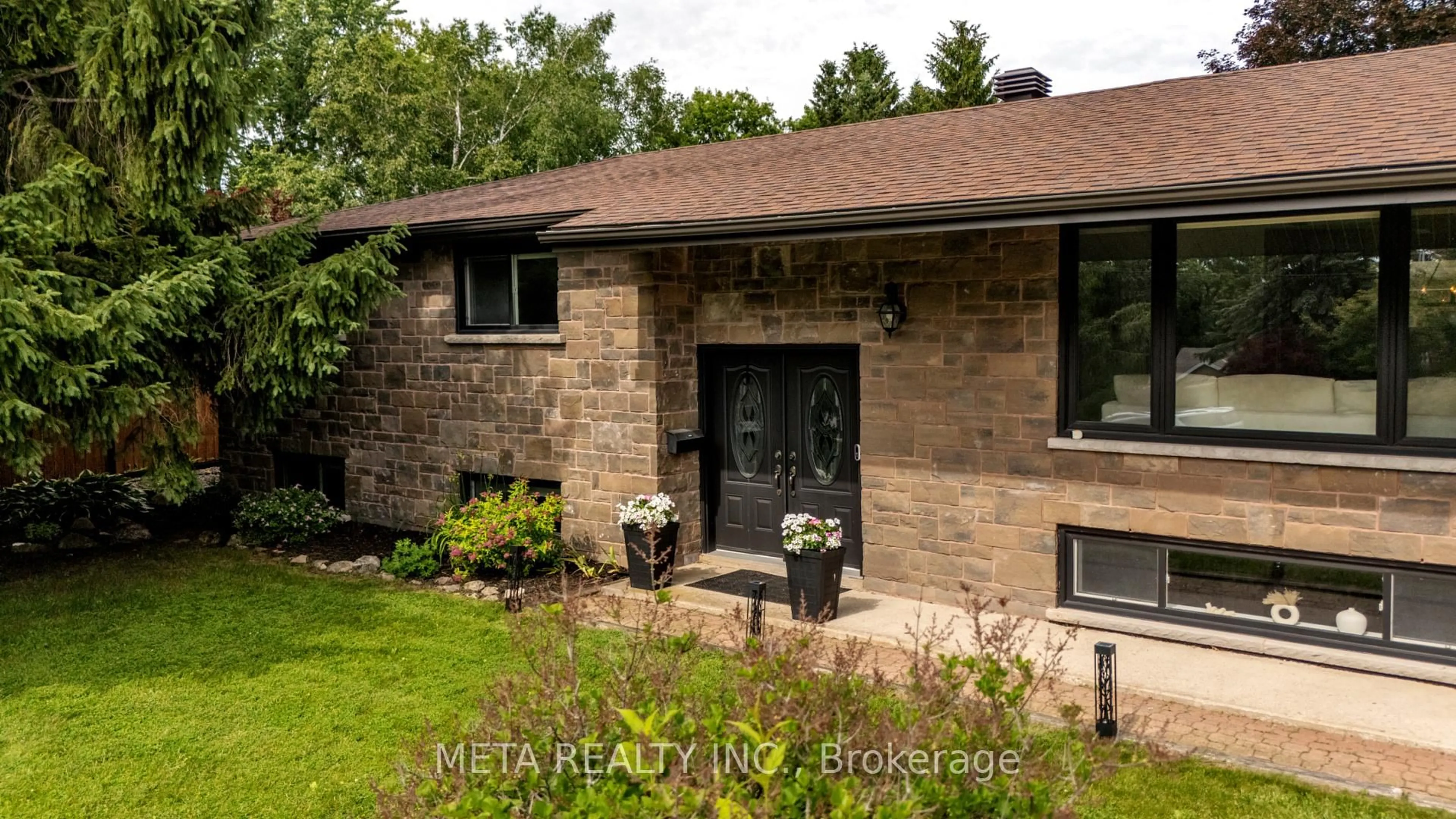 Home with brick exterior material, street for 3 Randy Ave, Mono Ontario L9W 1Z8