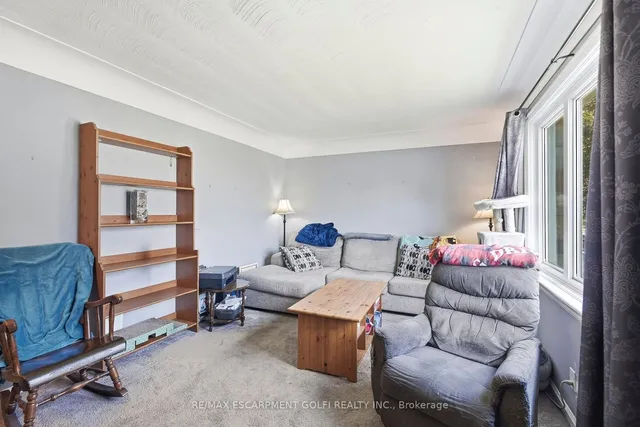 44 Green Meadow Rd, Hamilton 4