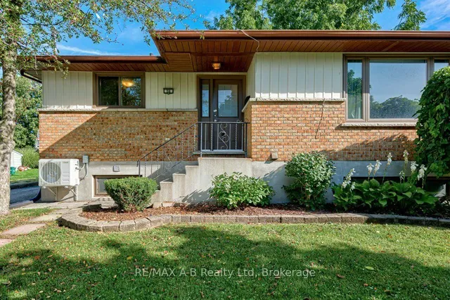 56 Brant St, Stratford 2