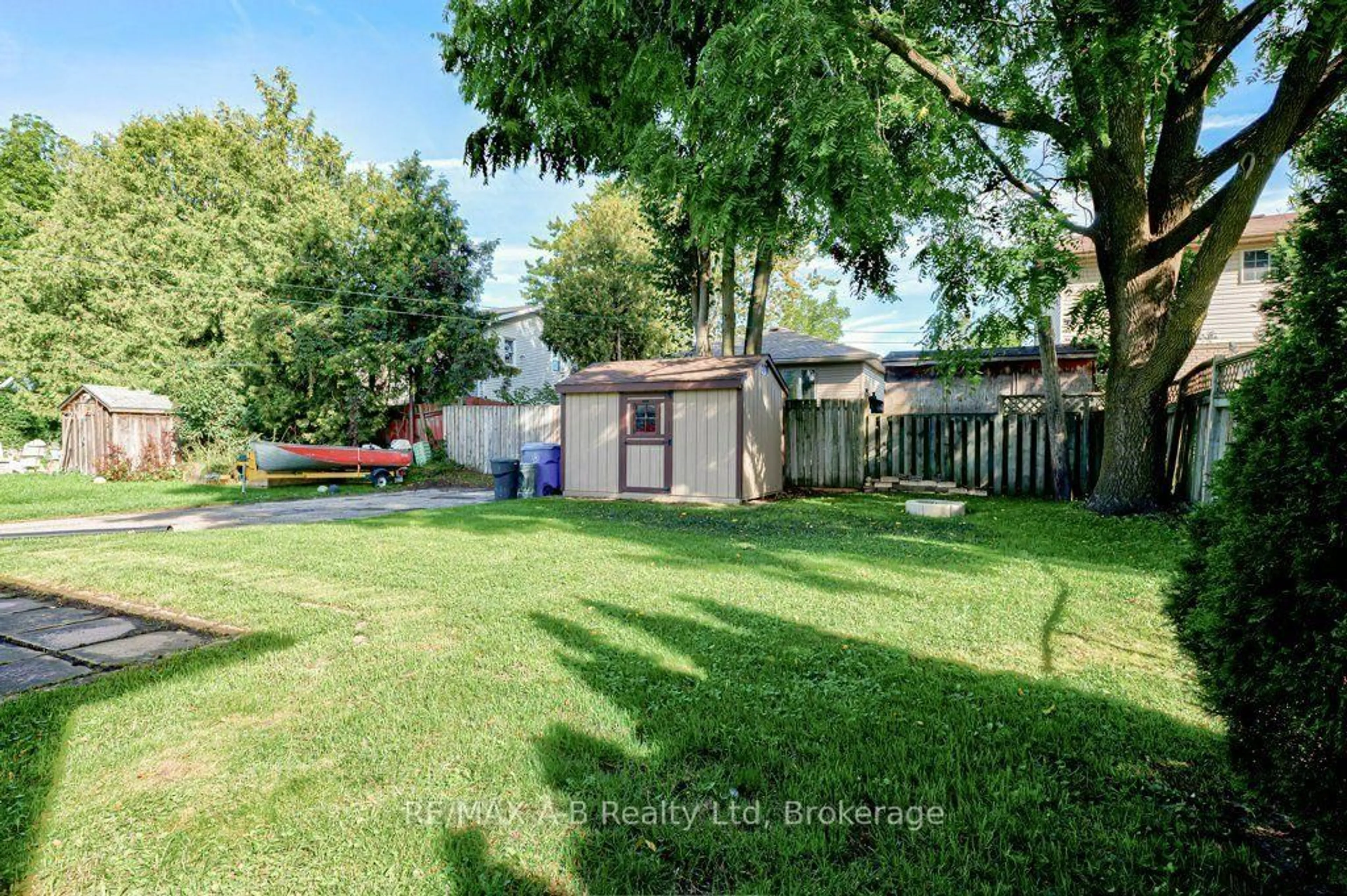 A pic from outside/outdoor area/front of a property/back of a property/a pic from drone, street for 56 Brant St, Stratford Ontario N5A 3X2