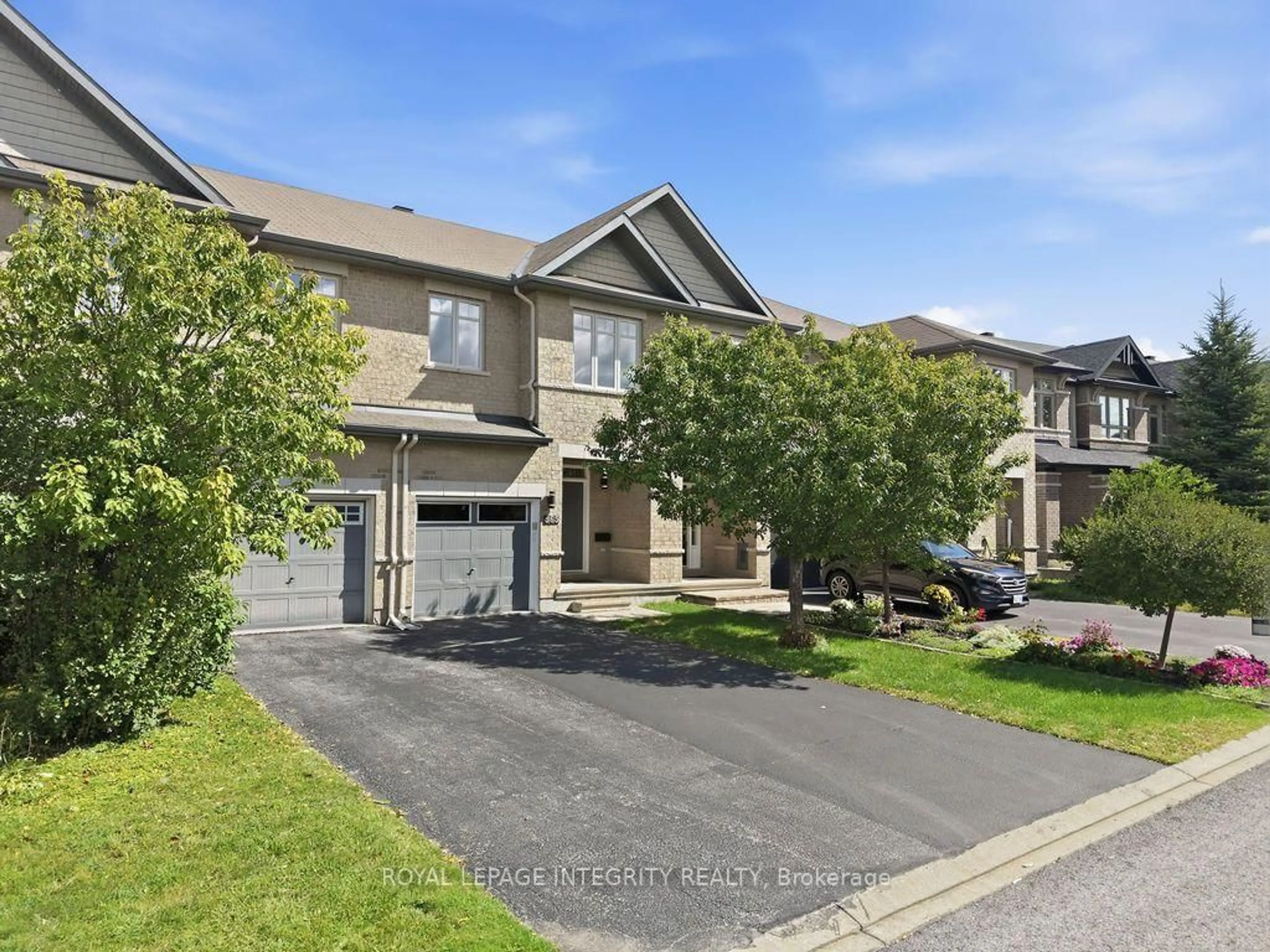 Unknown for 565 Remnor Ave, Ottawa Ontario K2T 0A5