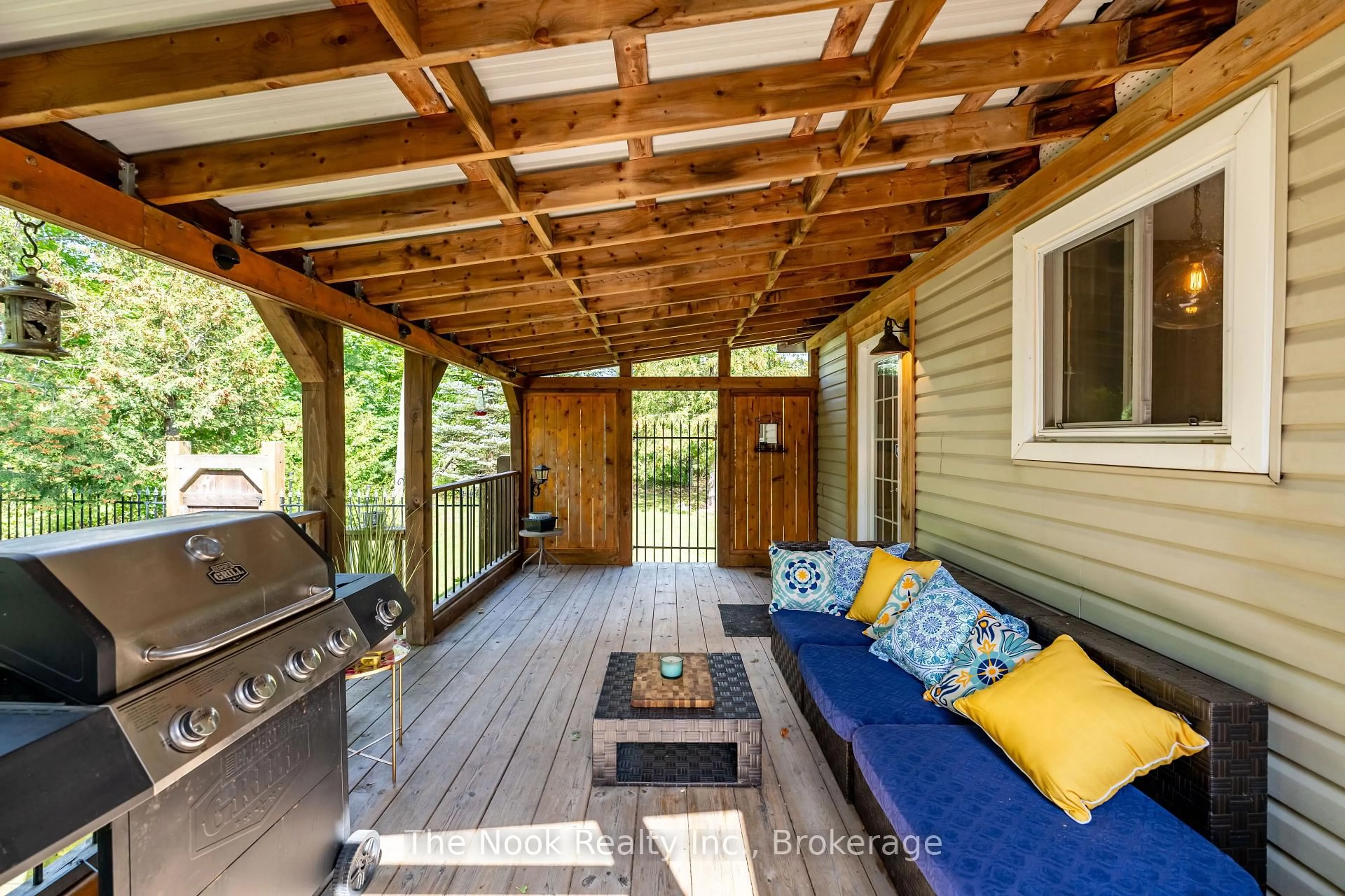 Patio, unknown for 6 Cedar Terr, Trent Lakes Ontario K0L 1J0