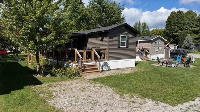 319 Rockview, Selwyn 3
