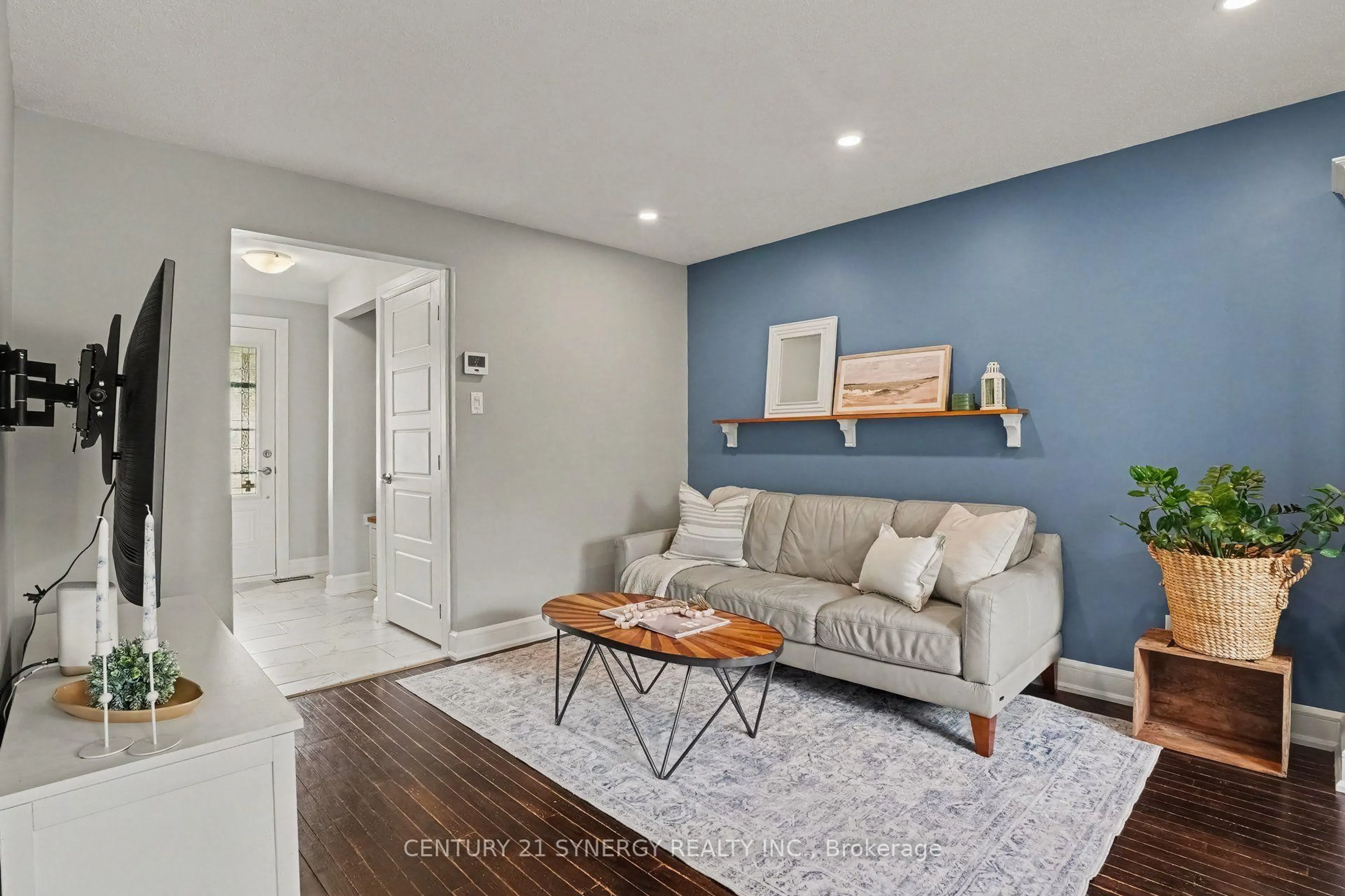 Living room with furniture, unknown for 7906 Jeanne Darc Blvd #53, Orleans Ontario K1C 2B9