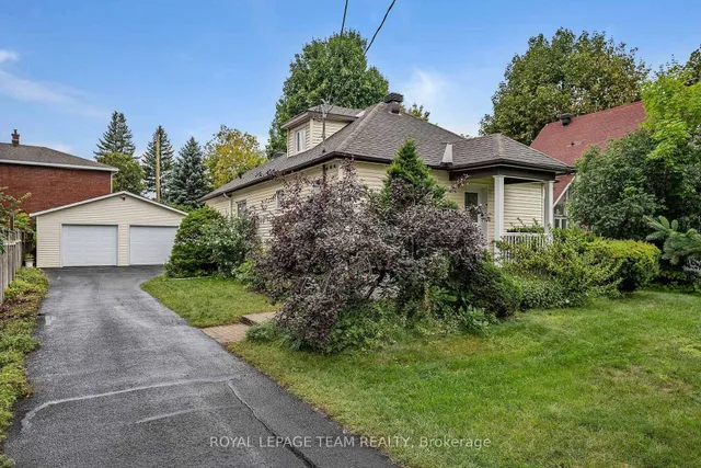 658 Tweedsmuir Ave, Ottawa 2