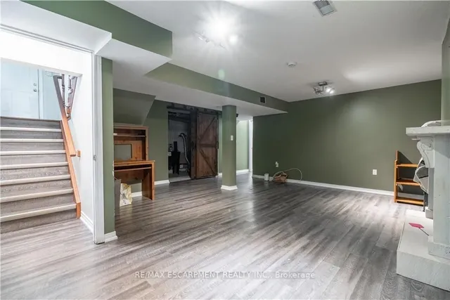 25 Donna Dr, Haldimand 3