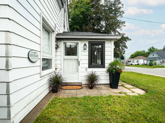 235 Spence St, Saugeen Shores 5