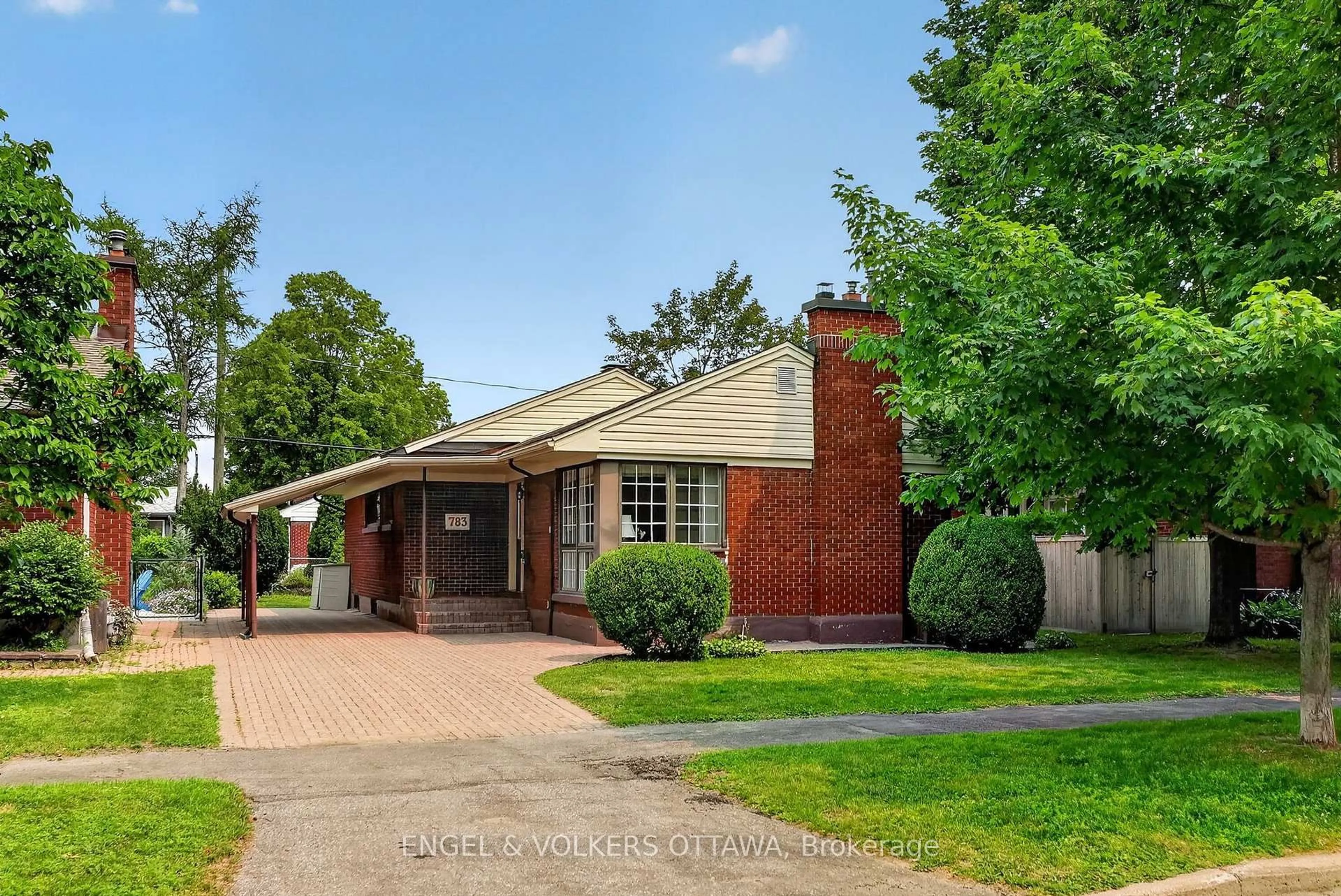 Home with brick exterior material, street for 783 Wingate Dr, Ottawa Ontario K1G 1S2