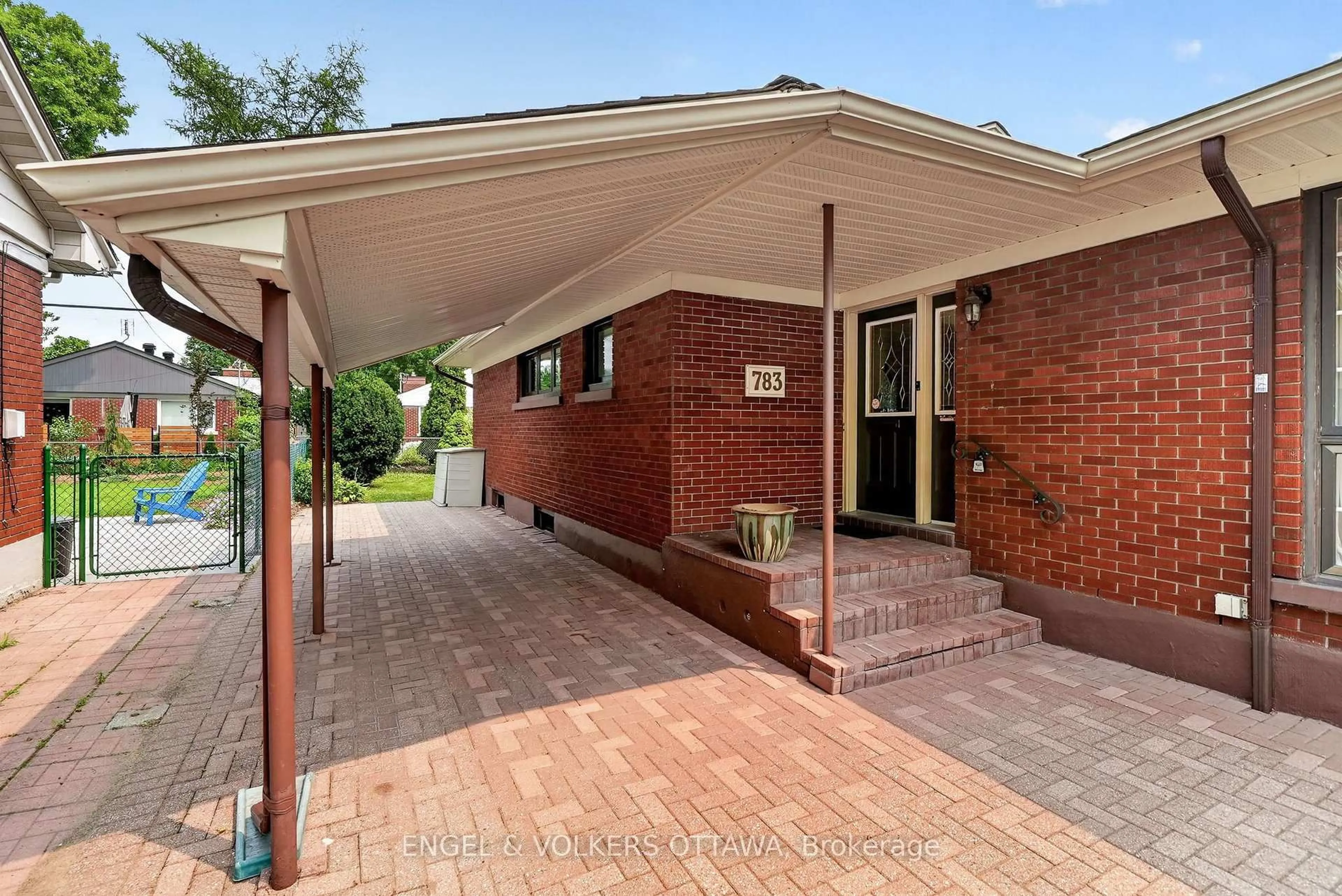 Home with brick exterior material, street for 783 Wingate Dr, Ottawa Ontario K1G 1S2