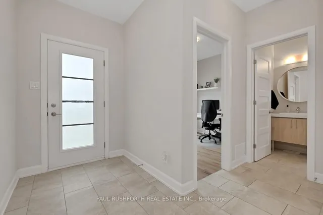 624 Geneva Cres, Russell 3