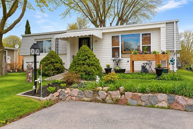 35 Pebble Beach Pkwy, South Huron 5