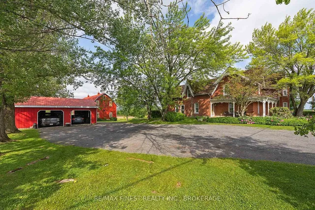 4876 County Road 6, Yarker 3