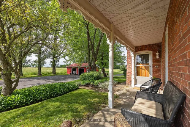 4876 County Road 6, Yarker 5