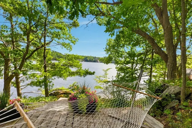 334 Healey Lake Way, The Archipelago 4