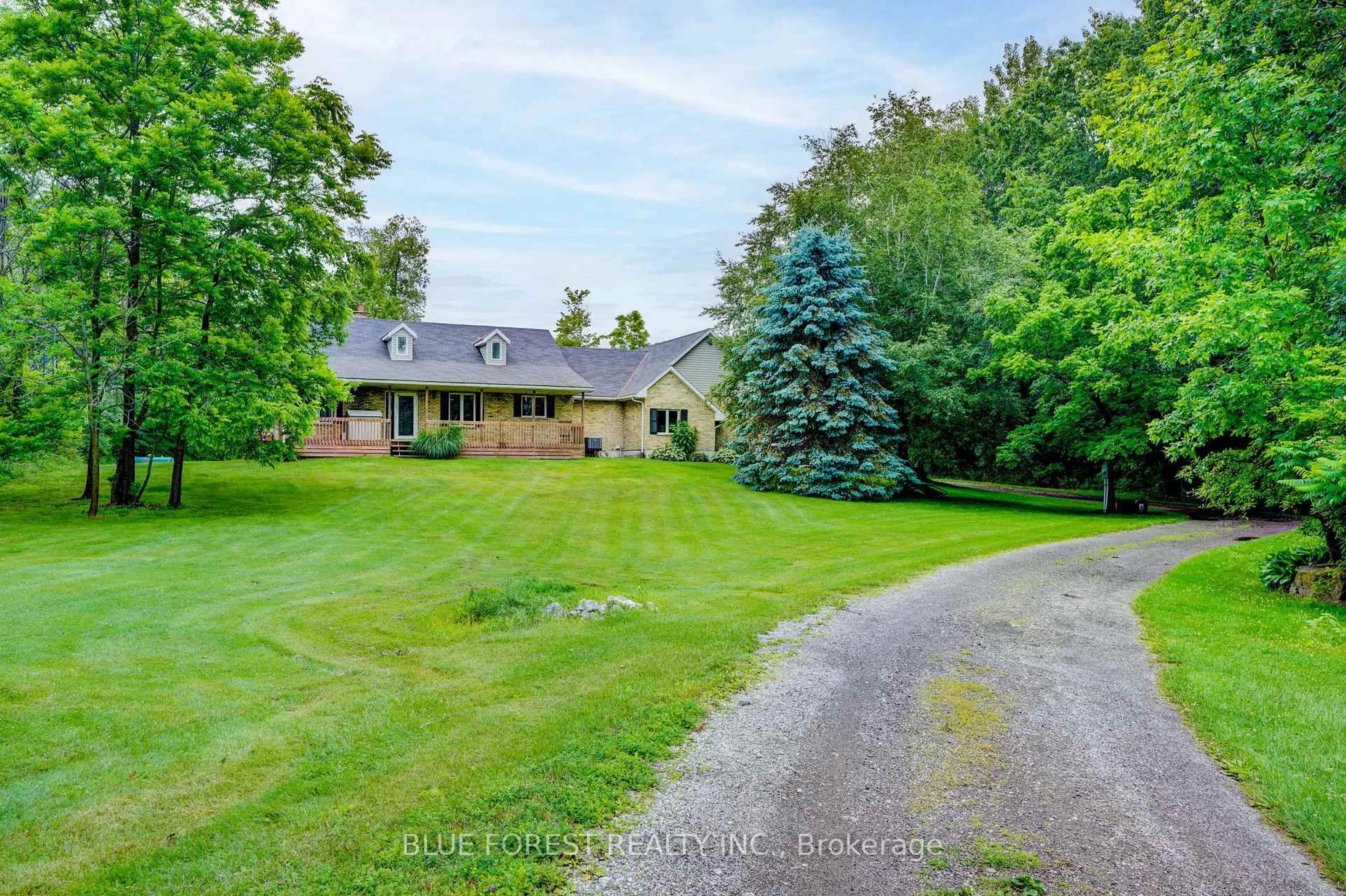 A pic from outside/outdoor area/front of a property/back of a property/a pic from drone, unknown for 23706 Gray Line, West Elgin Ontario N0L 2C0