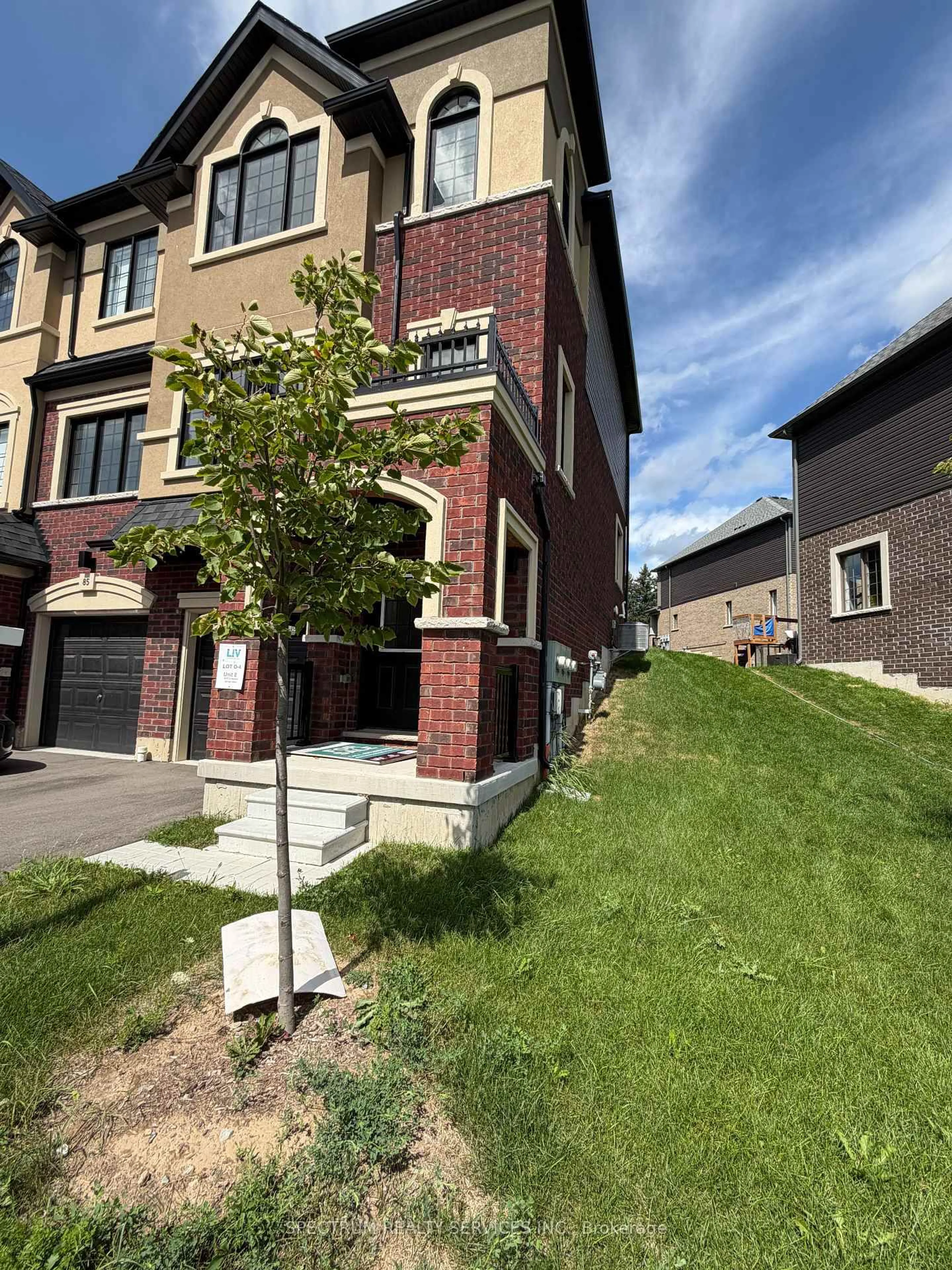 Home with brick exterior material, street for 620 Colborne St #84, Brant Ontario N3T 0Y1