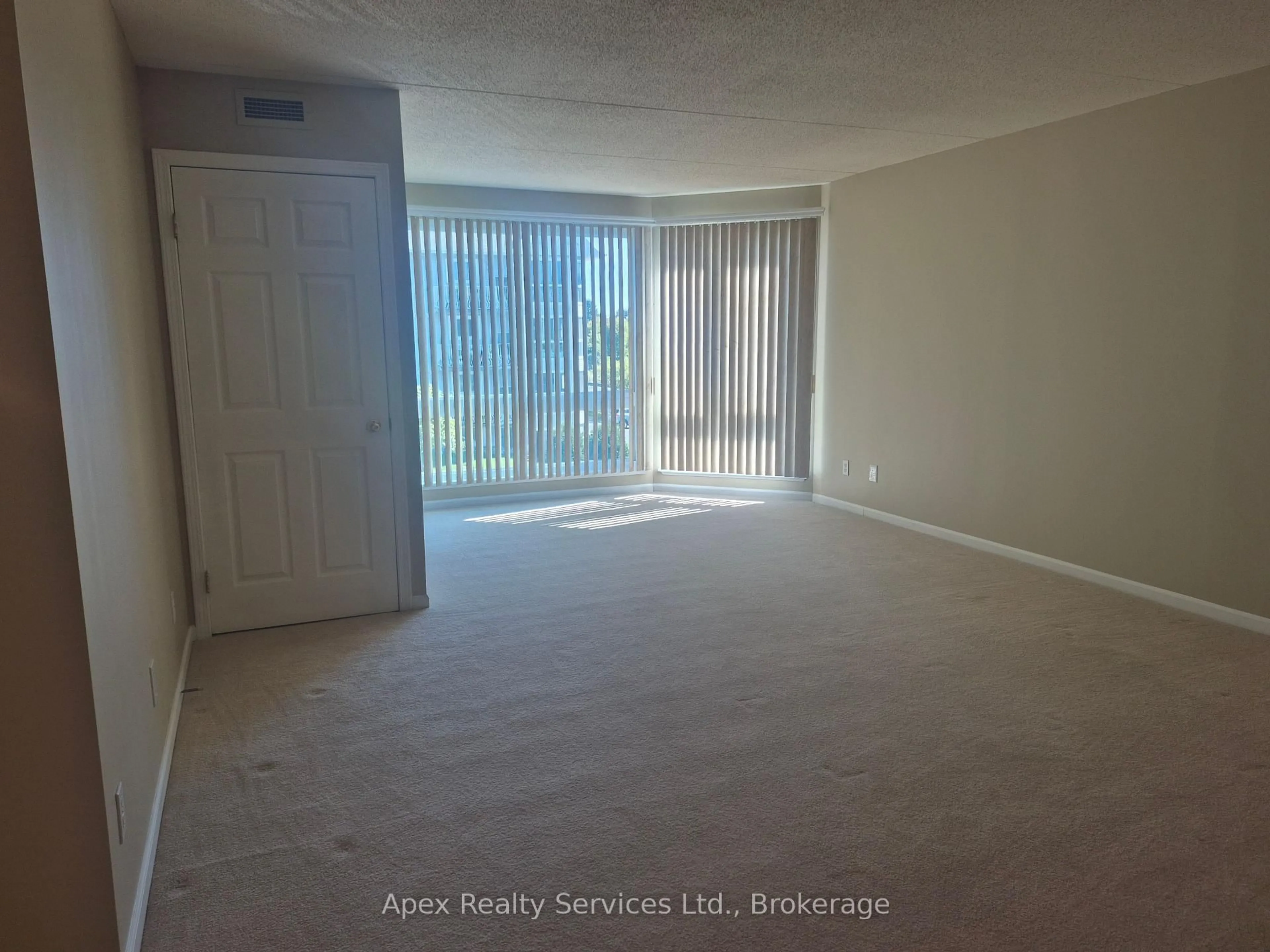A pic of a room for 780 Gordon St #306, Thunder Bay Ontario P7E 6S1