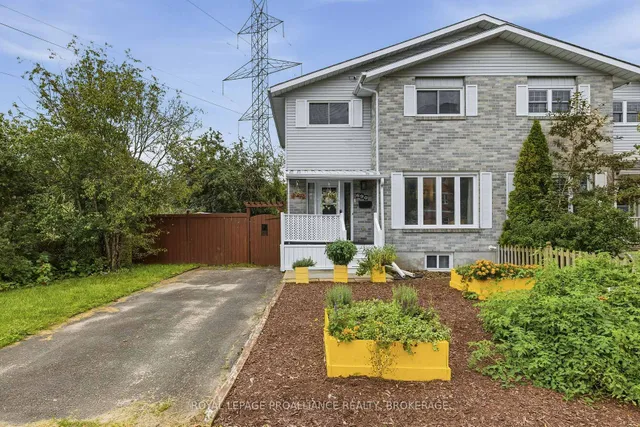 690 Davis Dr, Kingston 2