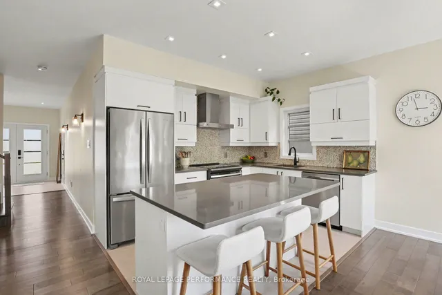 14 Aquamarine Private, Orleans 2